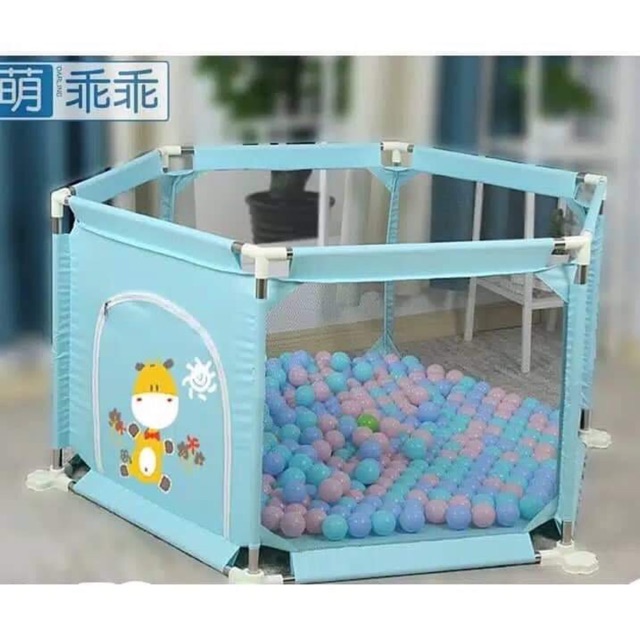 Playpen cartoon + karpet