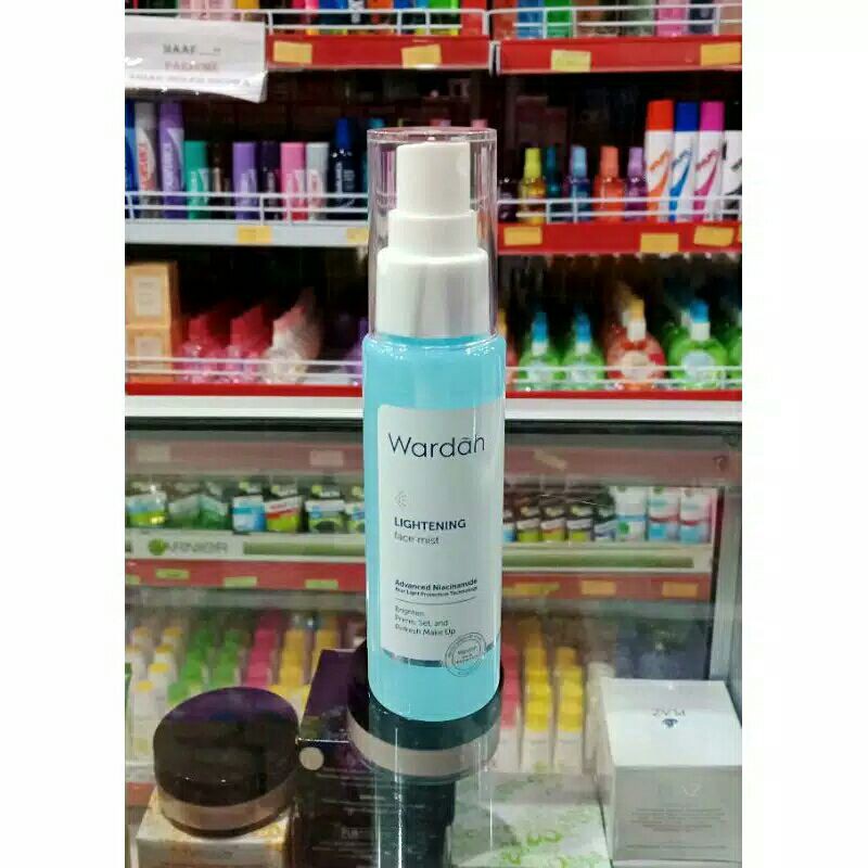 wardah lightening face mist