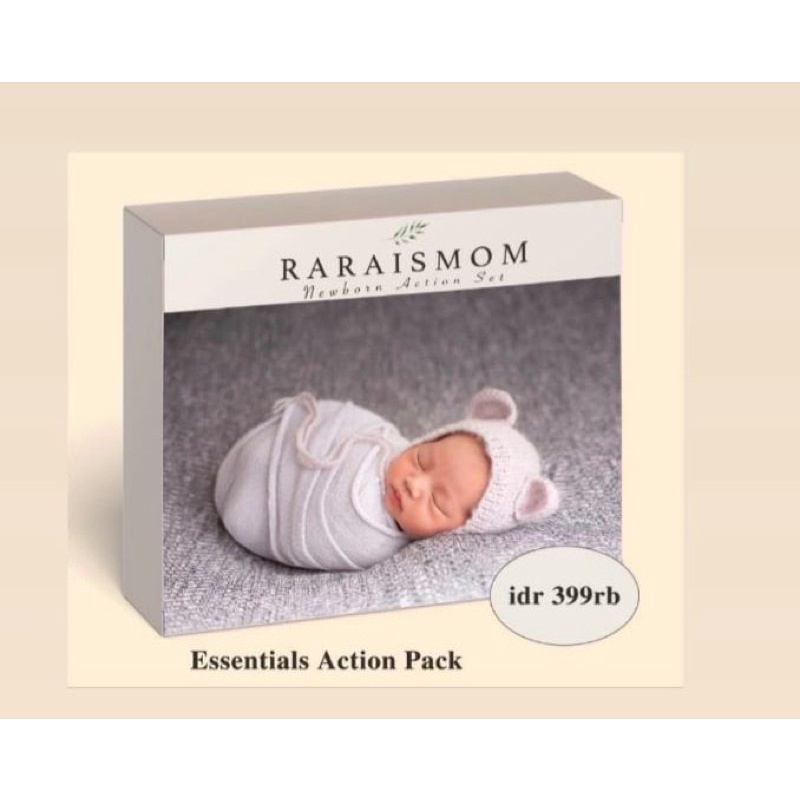Essentials Action Pack