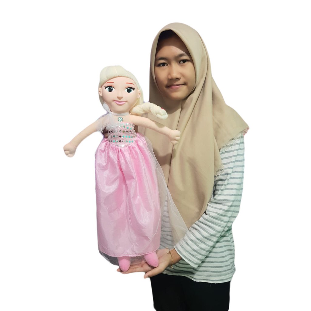BONEKA FROZEN
