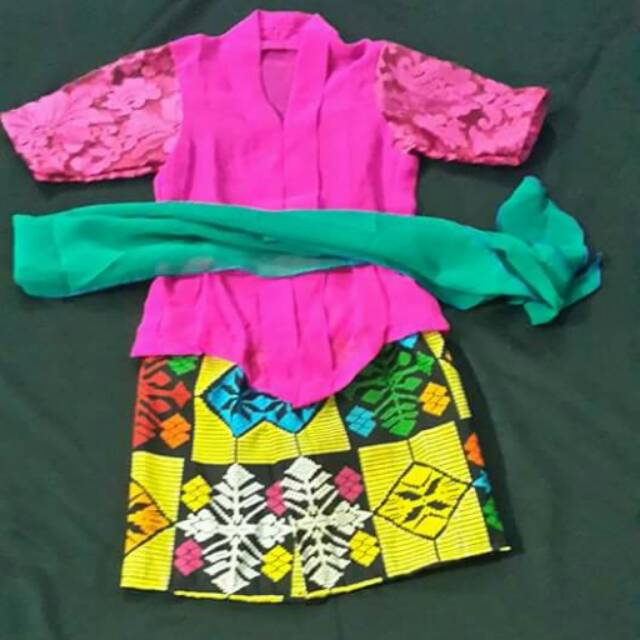Set kebaya anak