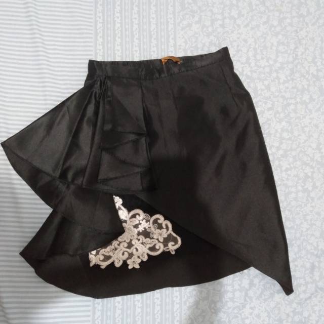 Rok hitam