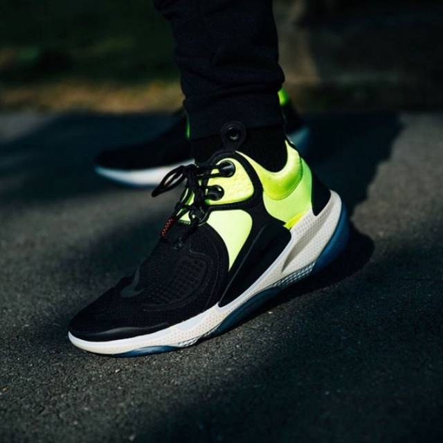 Nike Joyrid CC3 Setter