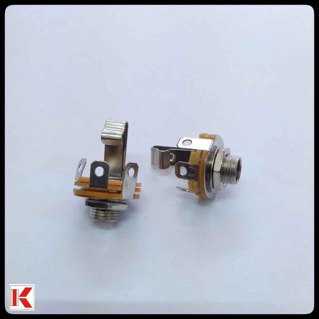 Socket Akai Mono