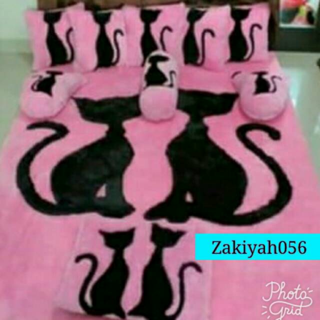 Karpet bulu 650k