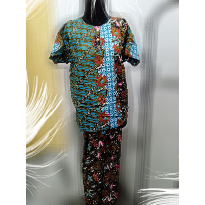 PIYAMA BATIK SETCEL LENGAN PENDEK