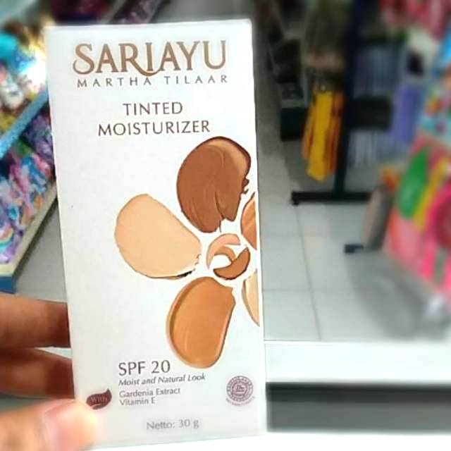 SariAyu Tinted Moisturizer