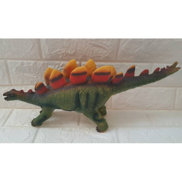 Mainan karet dinosaurus