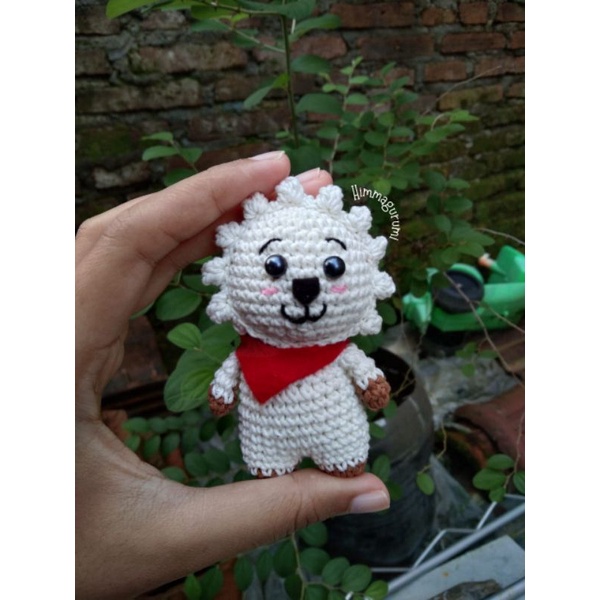 Boneka rajut bt21 RJ