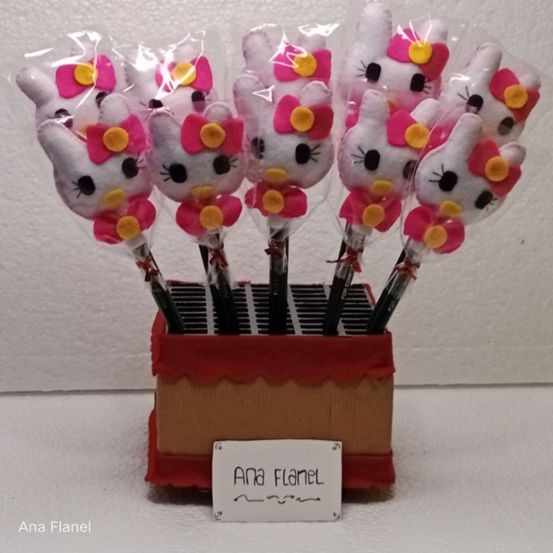Pensil flanel hello Kitty