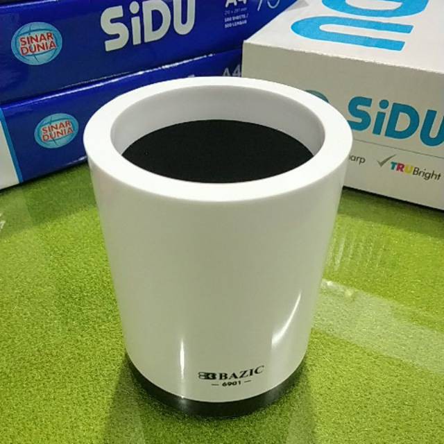 Bazic round pen holder 6901