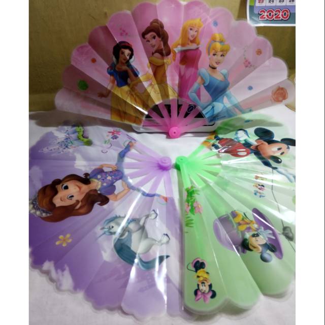 Kipas cantik