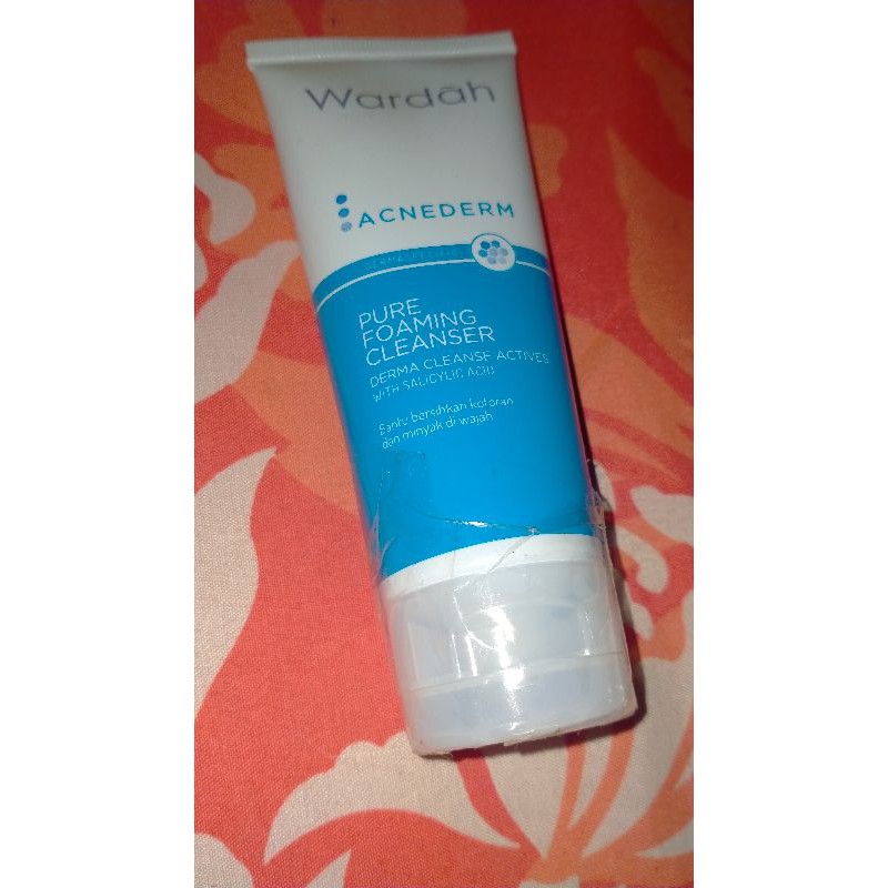WardahAcneDerm