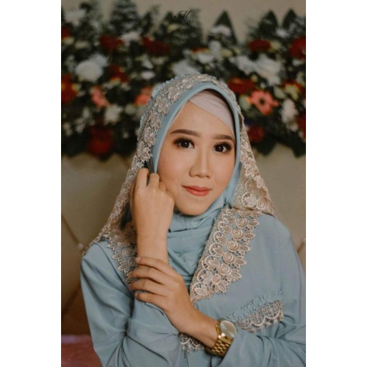 Makeup wisuda
