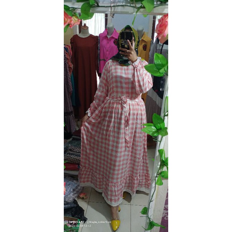 gamis kotak renda mayung