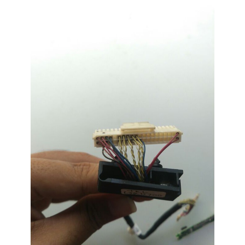 KABEL LVDS TCL L32D700