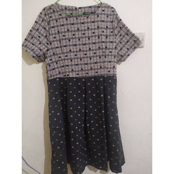 Dress Katun