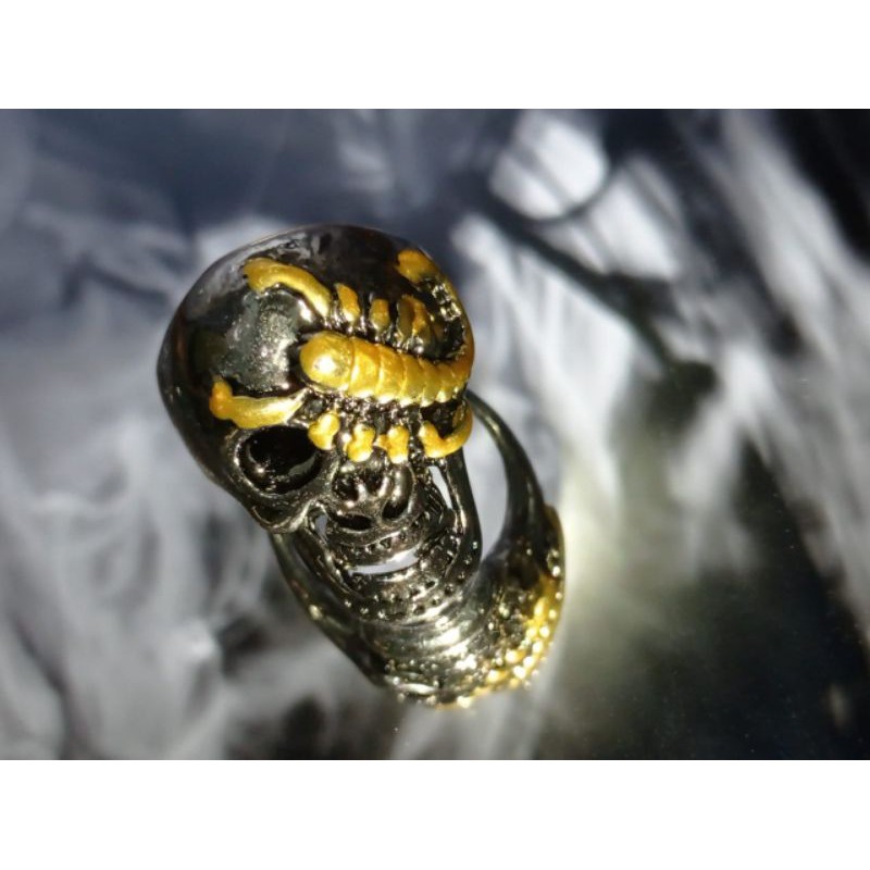 Cincin~priaberkarakter