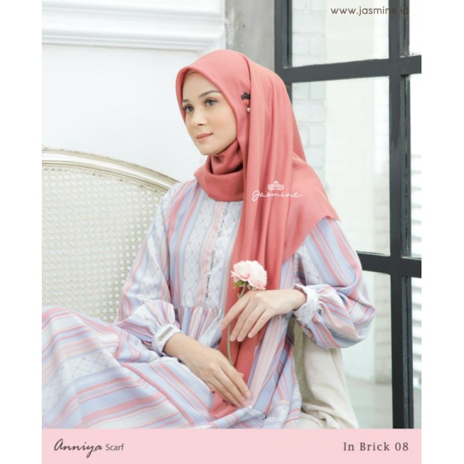 ANNIYA SCARF BY JASMINE