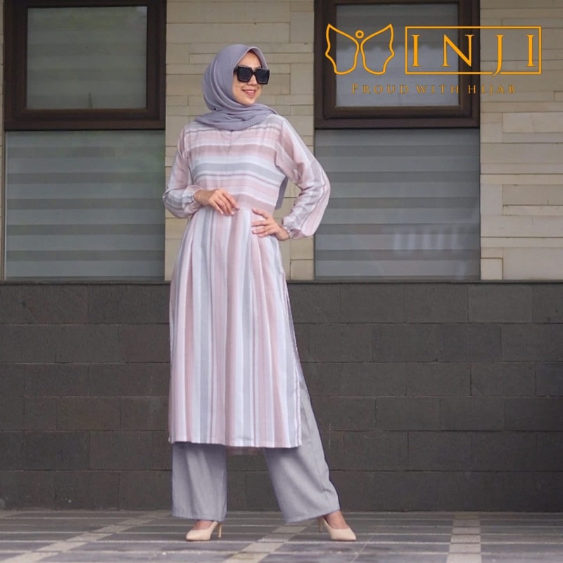 Humaira set by Inji