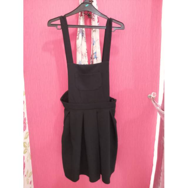 Overall skirt