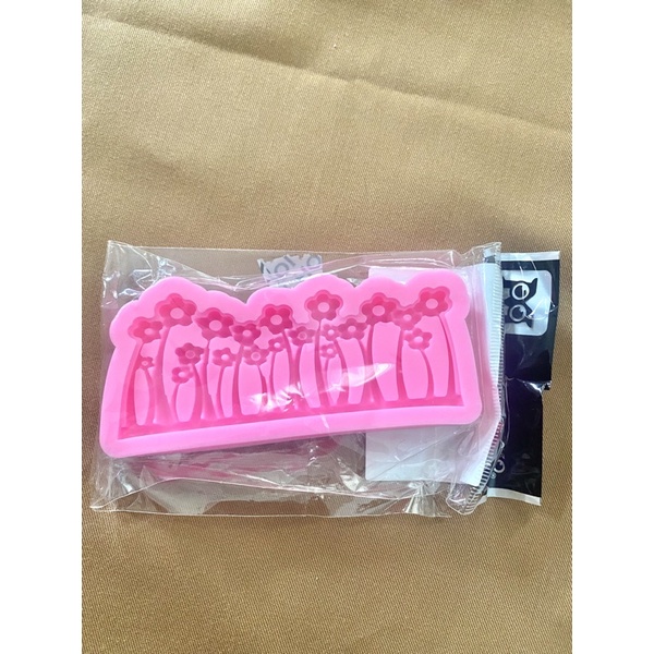 SMALL FLOWER SILICONE MOULD