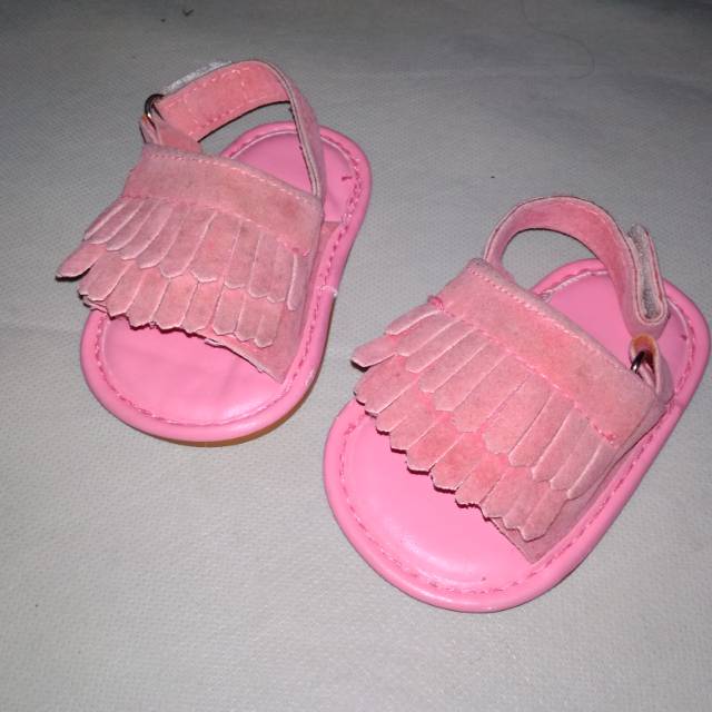 Sendal tutu bayi