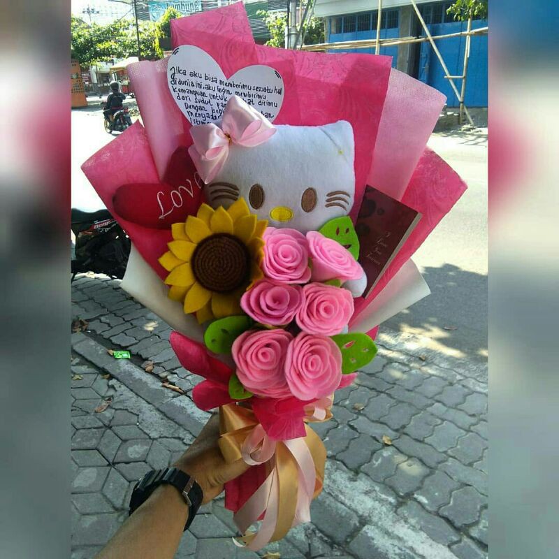 Buket Boneka Hellokity / Kado Ulang Tahun / Hellokity
