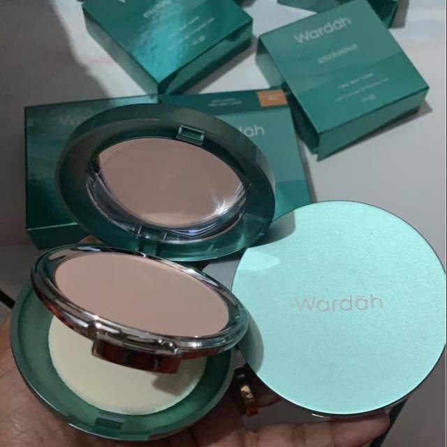 BEDAK WARDAH EXCLUSIVE