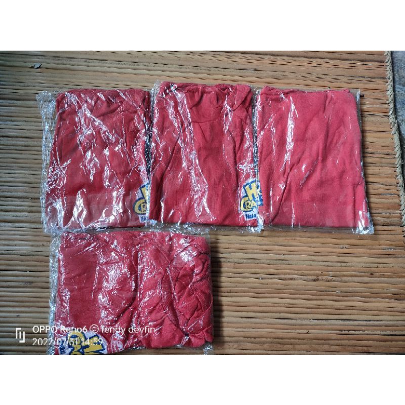 BAJU KAOS LENGAN PENDEK