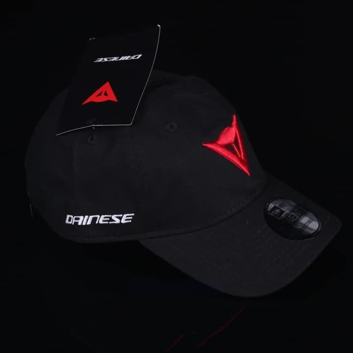 Dainese 9Twenty Strapback Cap Black/Red