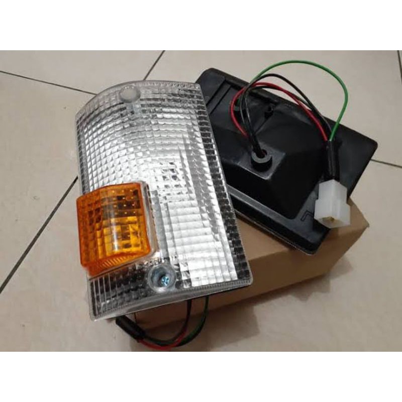 Lampu Sen L300