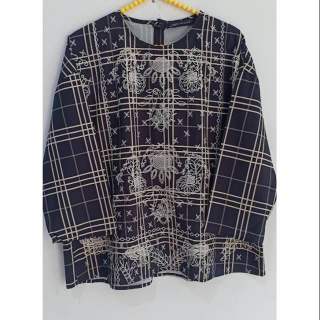 Blouse preloved