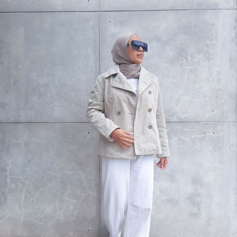jaket model jas 4 kancing