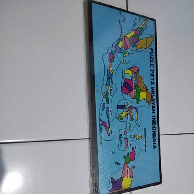 Puzzle peta wilayah Indonesia