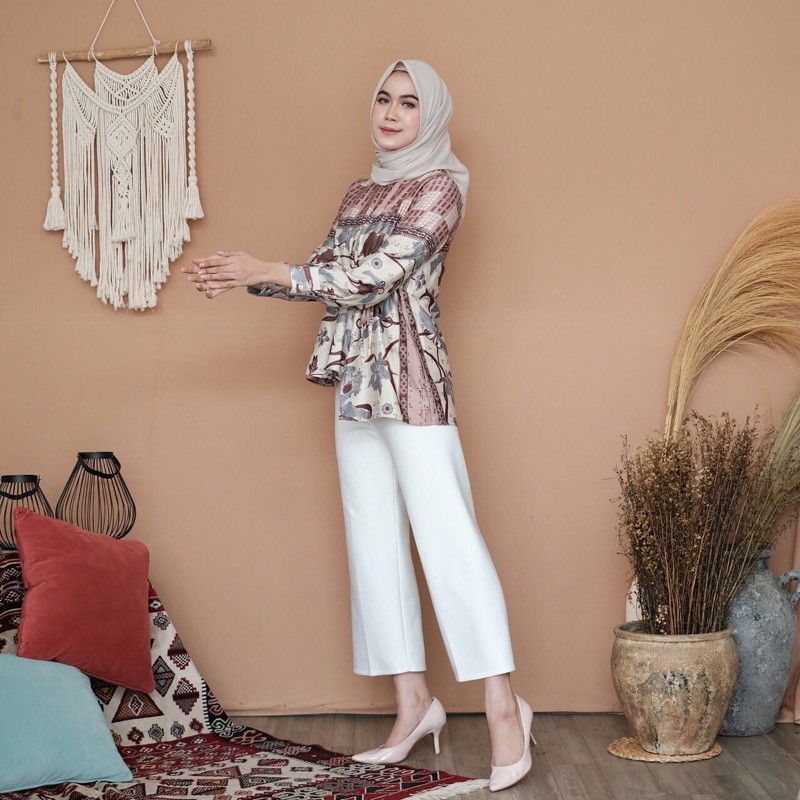 Ayana Blouse in Choco Peach