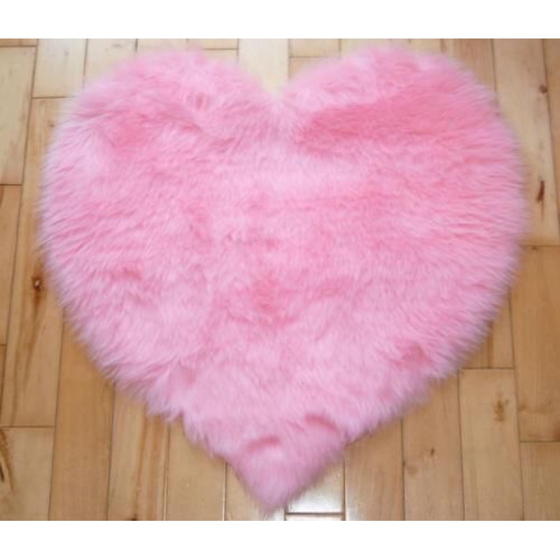 HEART SHAPPED RUG