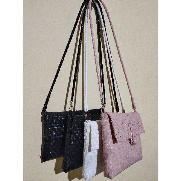 Hand bag dengan handle portabel