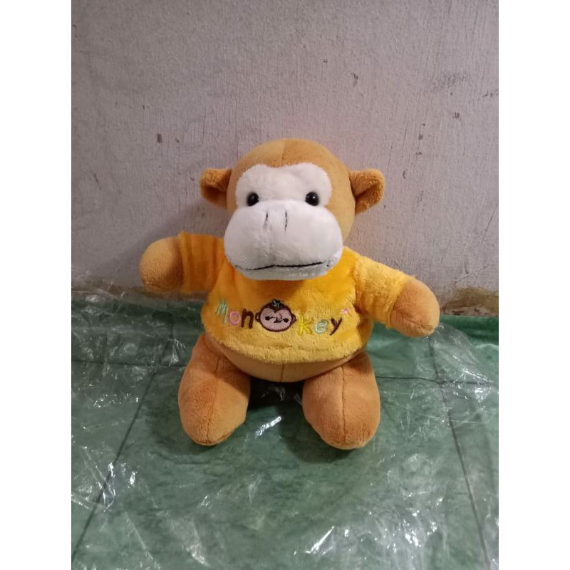 boneka monkey baju kuning