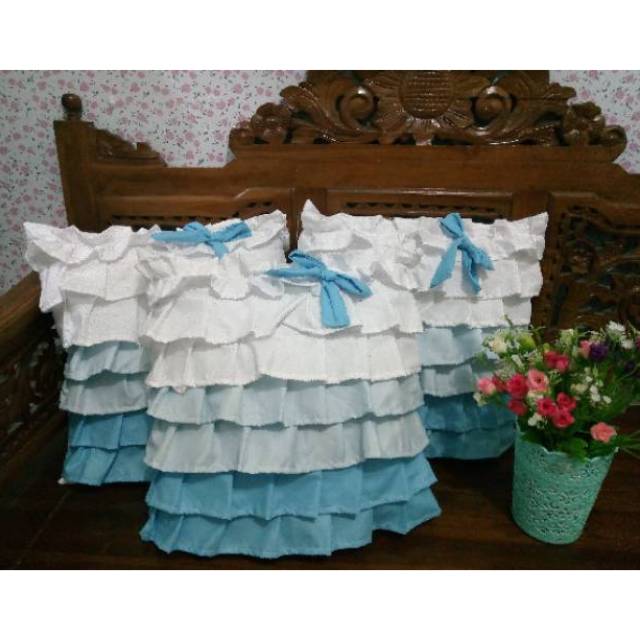 Sarung bantal full rempel