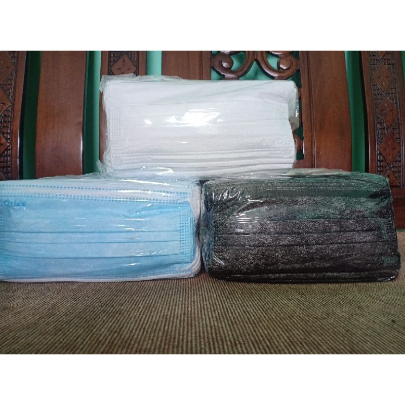 MASKER ORLEE
