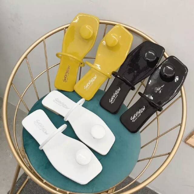 Sandal Flat Wanita TELENA