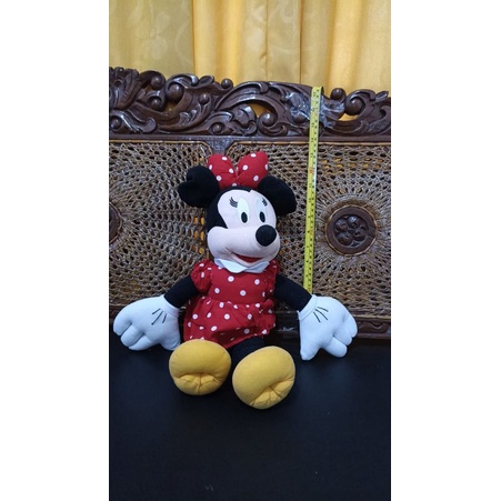 Boneka minnie mouse