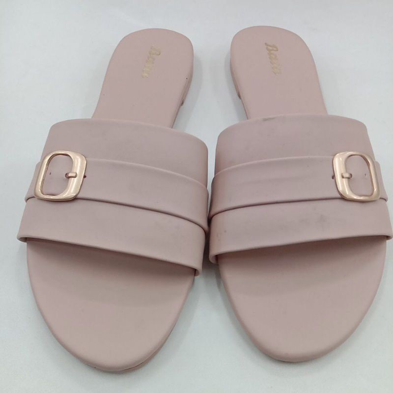 sandal wanita