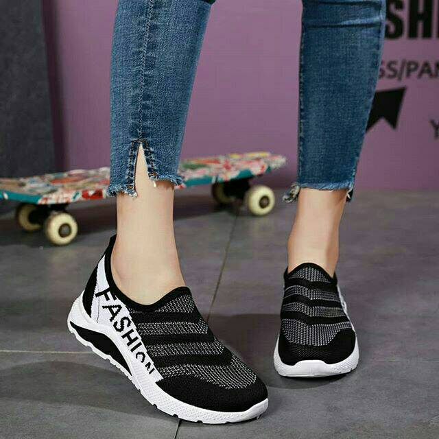 Vello Sneakers