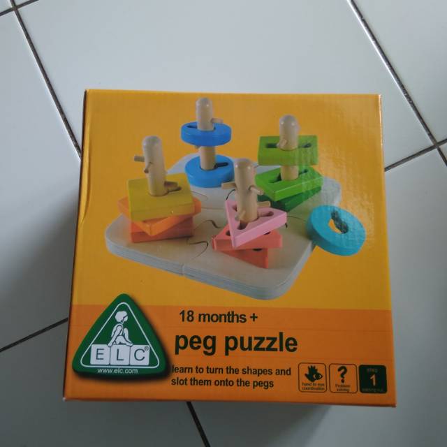 Peg puzzle