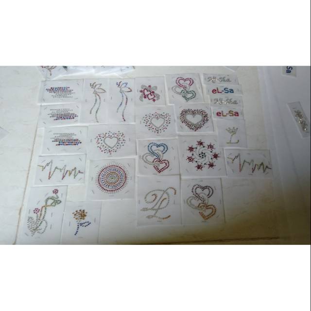 Logo khimar dan baju