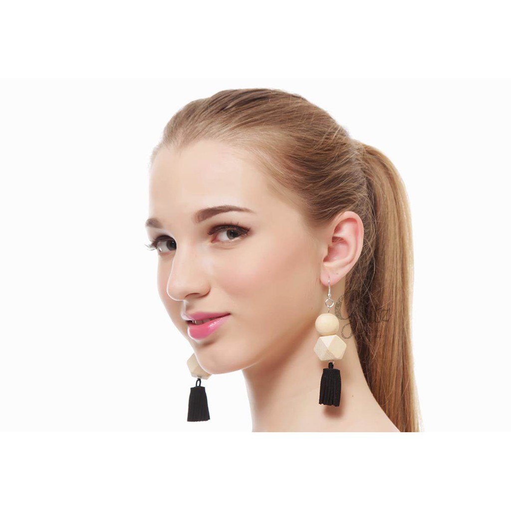 Glitzaksesoris – E-307 Anting Tassel geometric hitam