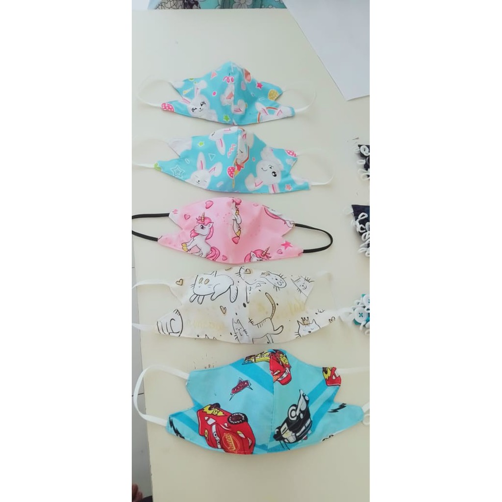 masker satu set