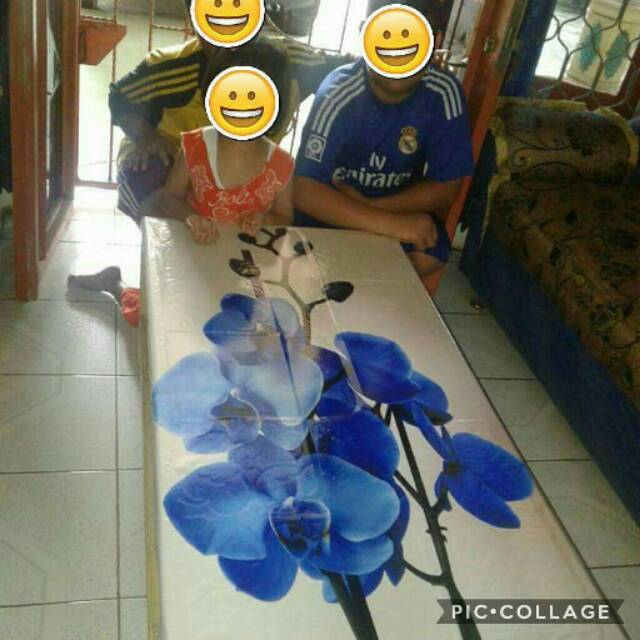 Stiker Meja